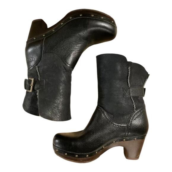 UGG Amoret women’s black leather sheep shearling platform COZY boots size 6 NEW - Picture 7 of 11